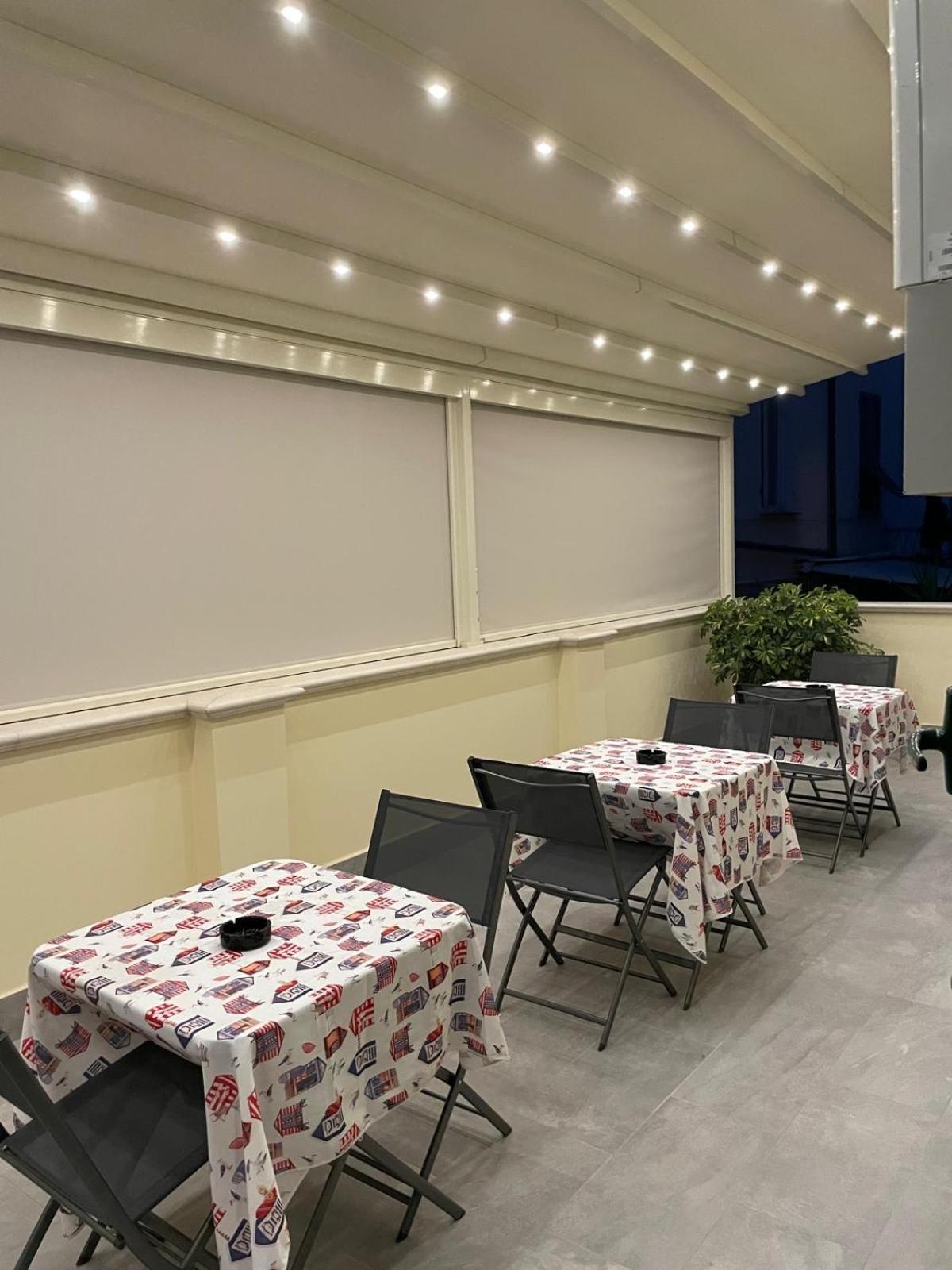 E - Rent And Le Nel Corso - Adults Only Gasthuis 2*
