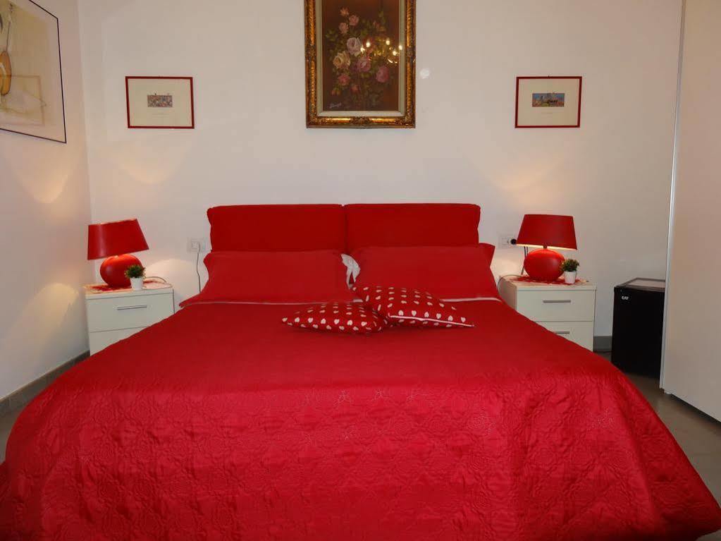 E - Rent And Le Nel Corso - Adults Only Guest house